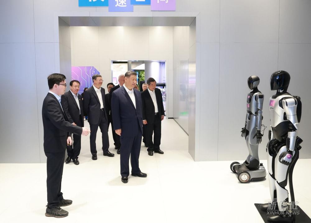 习近平总书记到上海调研，28圈体育代表具身智能行业汇报进展